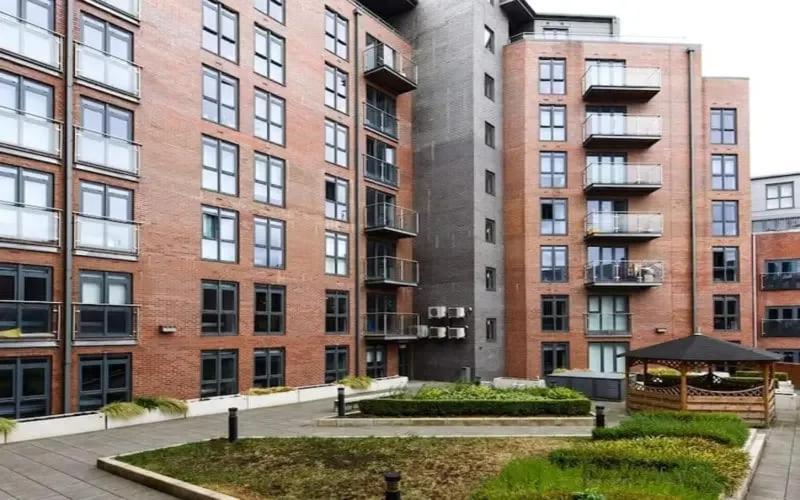 Corner House In Sheffield Apartment Exterior foto
