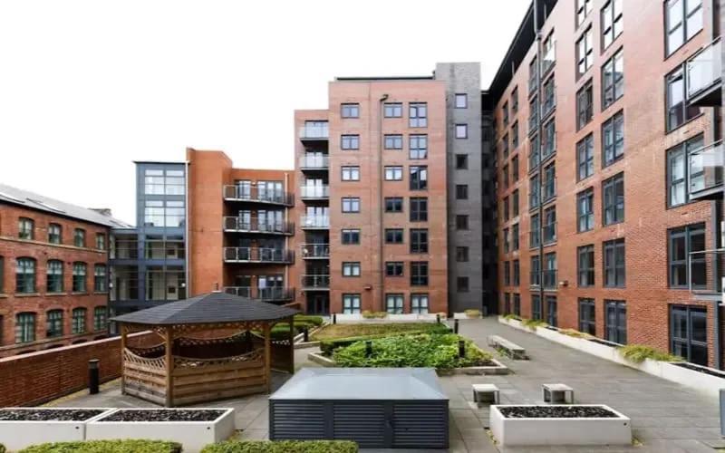 Corner House In Sheffield Apartment Exterior foto