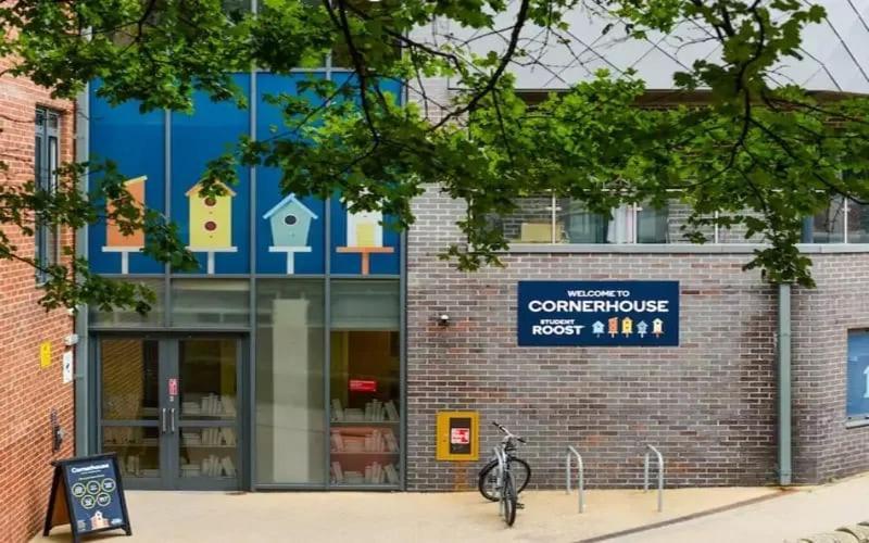 Corner House In Sheffield Apartment Exterior foto